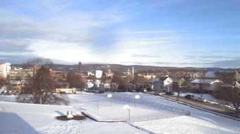 Weather camera view of Heights Murray ES.