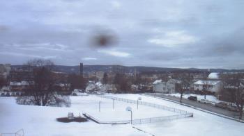 Weather camera view of Heights Murray ES.