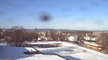 Weather camera view of Heights Murray ES.
