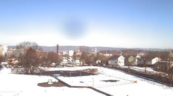 Weather camera view of Heights Murray ES.