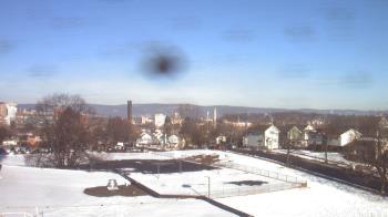 Weather camera view of Heights Murray ES.