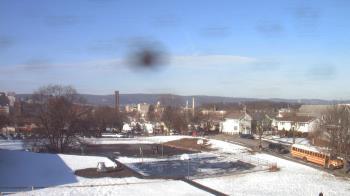 Weather camera view of Heights Murray ES.