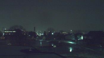 Weather camera view of Heights Murray ES.