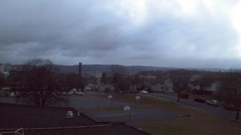 Weather camera view of Heights Murray ES.