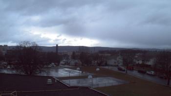 Weather camera view of Heights Murray ES.