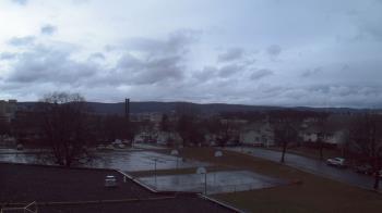 Weather camera view of Heights Murray ES.