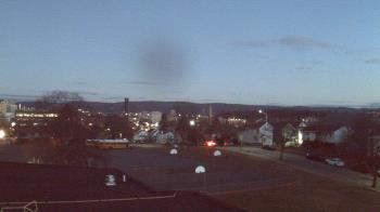 Weather camera view of Heights Murray ES.