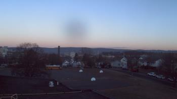 Weather camera view of Heights Murray ES.