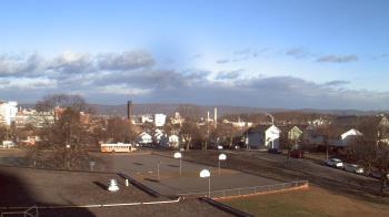 Weather camera view of Heights Murray ES.