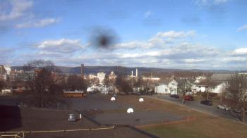 Weather camera view of Heights Murray ES.