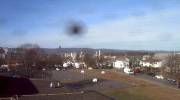 Weather camera view of Heights Murray ES.
