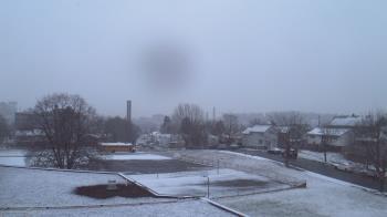 Weather camera view of Heights Murray ES.