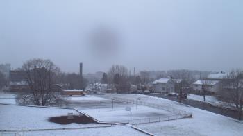 Weather camera view of Heights Murray ES.