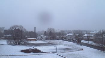 Weather camera view of Heights Murray ES.