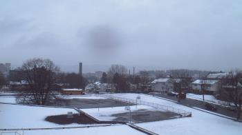 Weather camera view of Heights Murray ES.