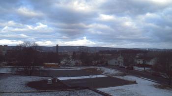 Weather camera view of Heights Murray ES.