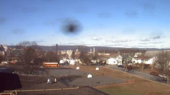 Weather camera view of Heights Murray ES.