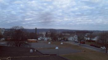 Weather camera view of Heights Murray ES.