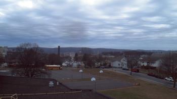 Weather camera view of Heights Murray ES.