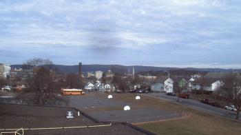 Weather camera view of Heights Murray ES.