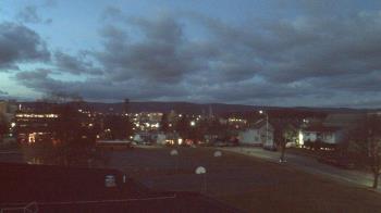 Weather camera view of Heights Murray ES.
