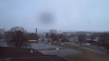 Weather camera view of Heights Murray ES.