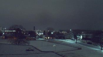 Weather camera view of Heights Murray ES.