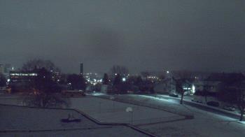 Weather camera view of Heights Murray ES.