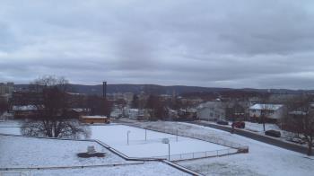 Weather camera view of Heights Murray ES.