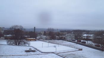 Weather camera view of Heights Murray ES.