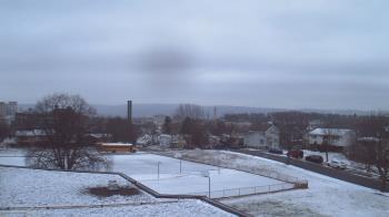 Weather camera view of Heights Murray ES.