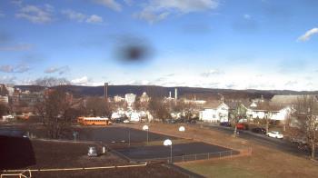 Weather camera view of Heights Murray ES.