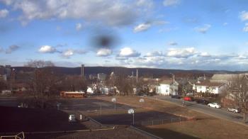 Weather camera view of Heights Murray ES.