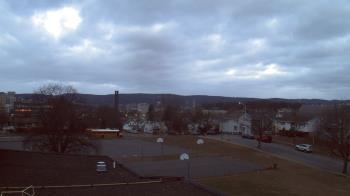 Weather camera view of Heights Murray ES.