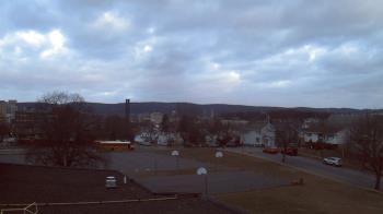 Weather camera view of Heights Murray ES.