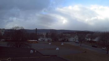 Weather camera view of Heights Murray ES.