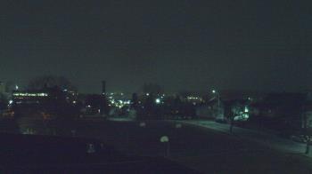 Weather camera view of Heights Murray ES.