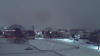 Weather camera view of Heights Murray ES.