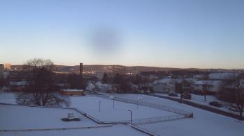 Weather camera view of Heights Murray ES.