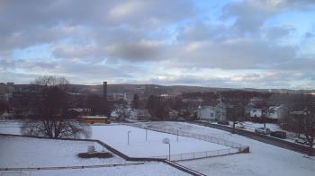 Weather camera view of Heights Murray ES.