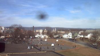Weather camera view of Heights Murray ES.