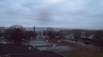 Weather camera view of Heights Murray ES.