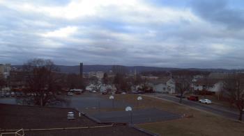 Weather camera view of Heights Murray ES.