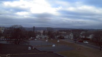 Weather camera view of Heights Murray ES.