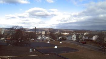 Weather camera view of Heights Murray ES.