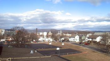 Weather camera view of Heights Murray ES.