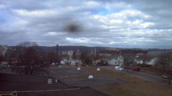 Weather camera view of Heights Murray ES.