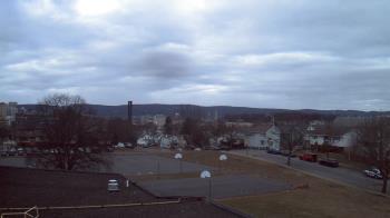 Weather camera view of Heights Murray ES.