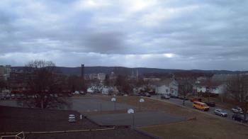 Weather camera view of Heights Murray ES.