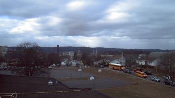 Weather camera view of Heights Murray ES.